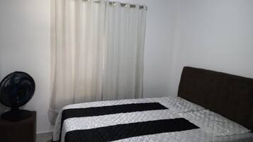 3 habitaciones, tabla de planchar con plancha y wifi gratis