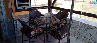 Vvvv ffgffffffffffeeeeeeeegfeeeeeeeeeeeeeeeee