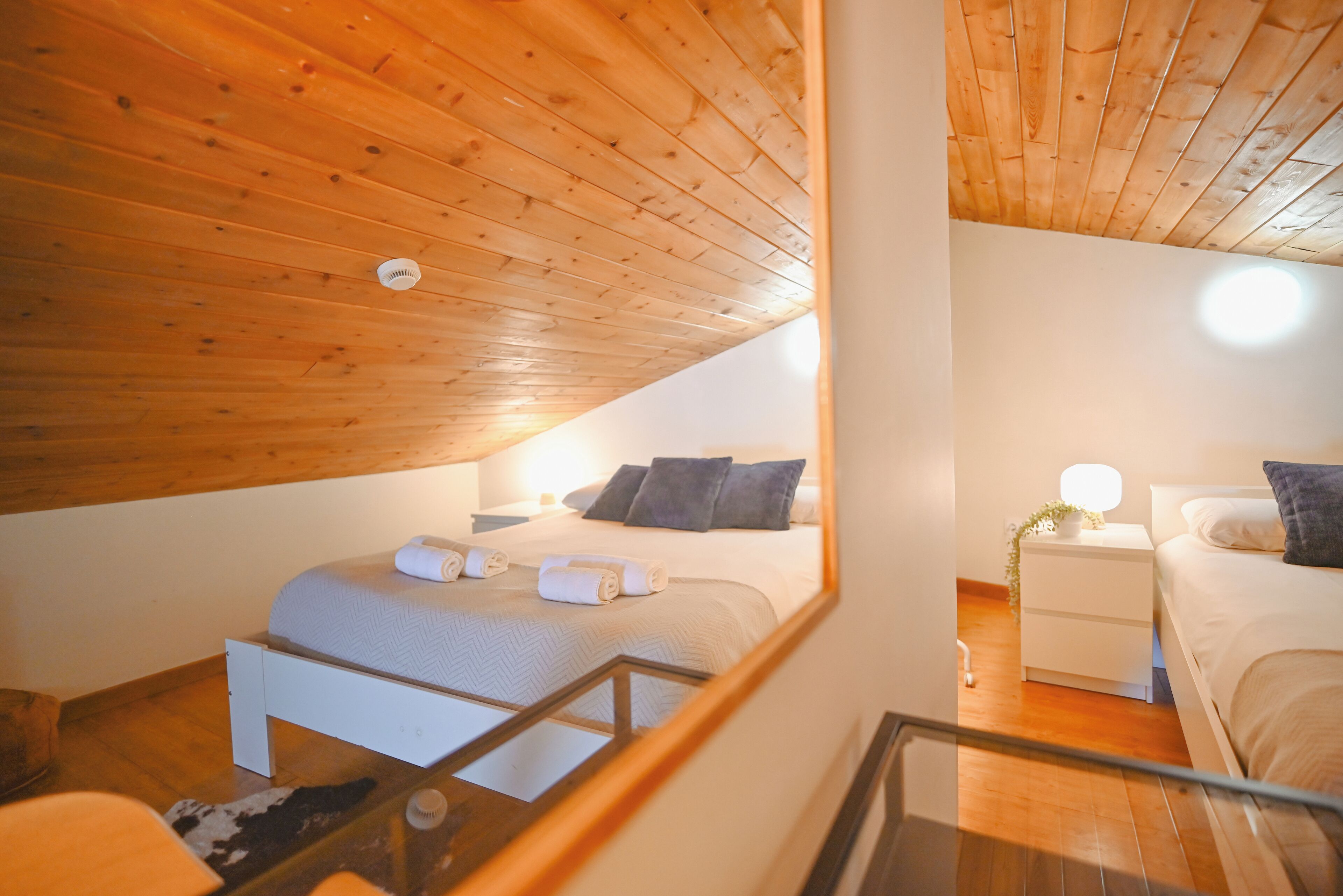 2 bedrooms, desk, iron/ironing board, travel cot