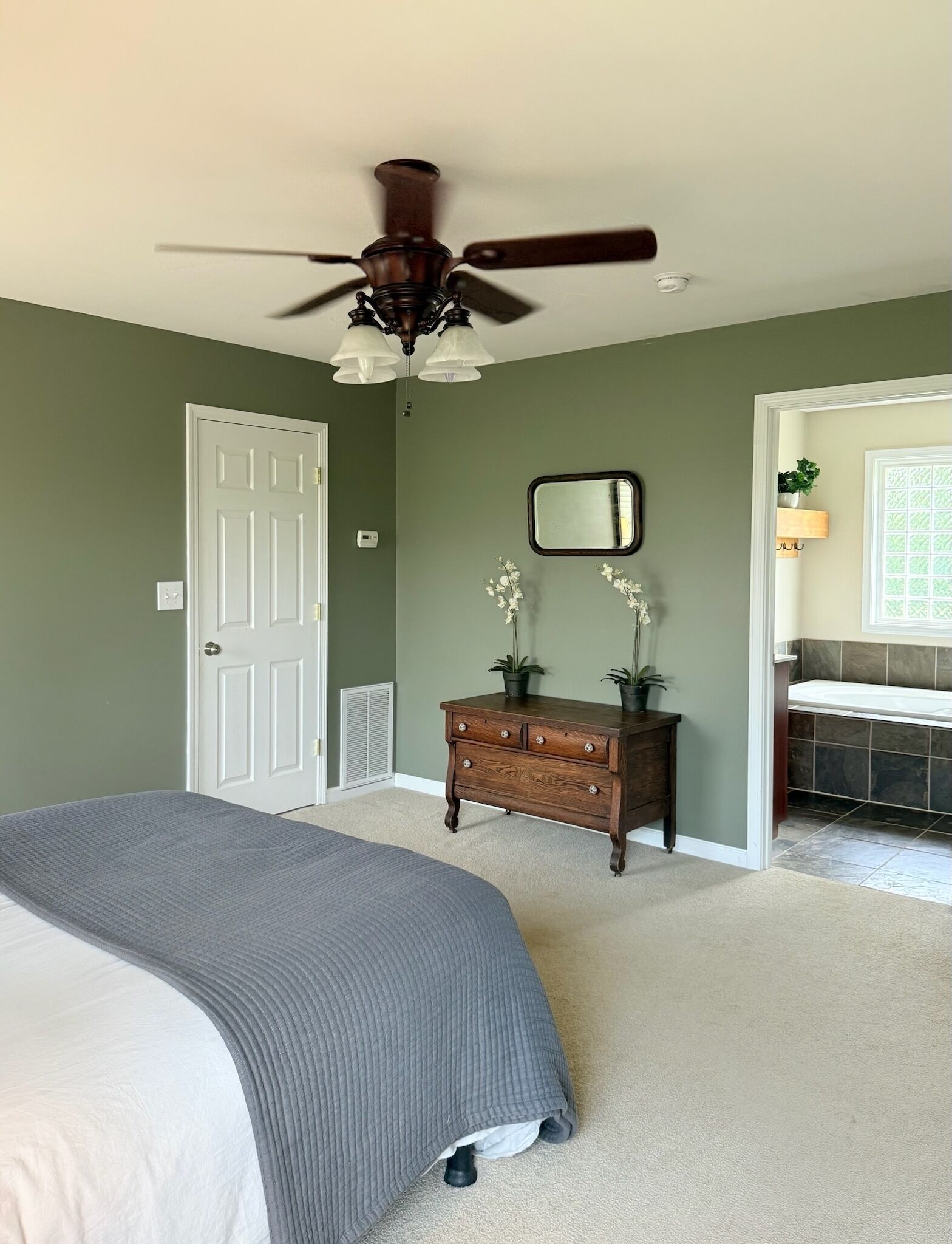 3 chambres, Wi-Fi gratuit, draps fournis