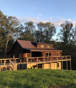 Exterior - Private getaway cabin in the woods (Naples)