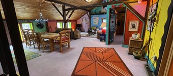 Rental House located TWO minutes walking distance to Ellicottville town!