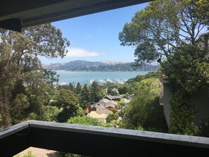 Property grounds - Charming Sausalito House with Ocean View (Sausalito)