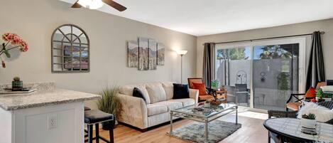 Smart TV, videogiochi, Netflix, Hulu