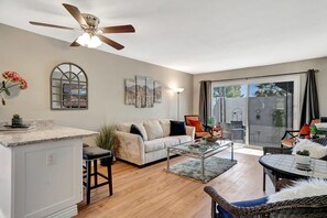 Smart TV, videojuegos, Netflix y Hulu 