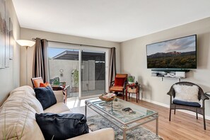 Smart TV, videojuegos, Netflix y Hulu 