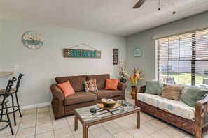 TV - 1st-Floor Resort Condo in PCB - Walk to Beach! (Panama City Beach)