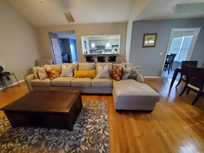 智能電視、壁爐