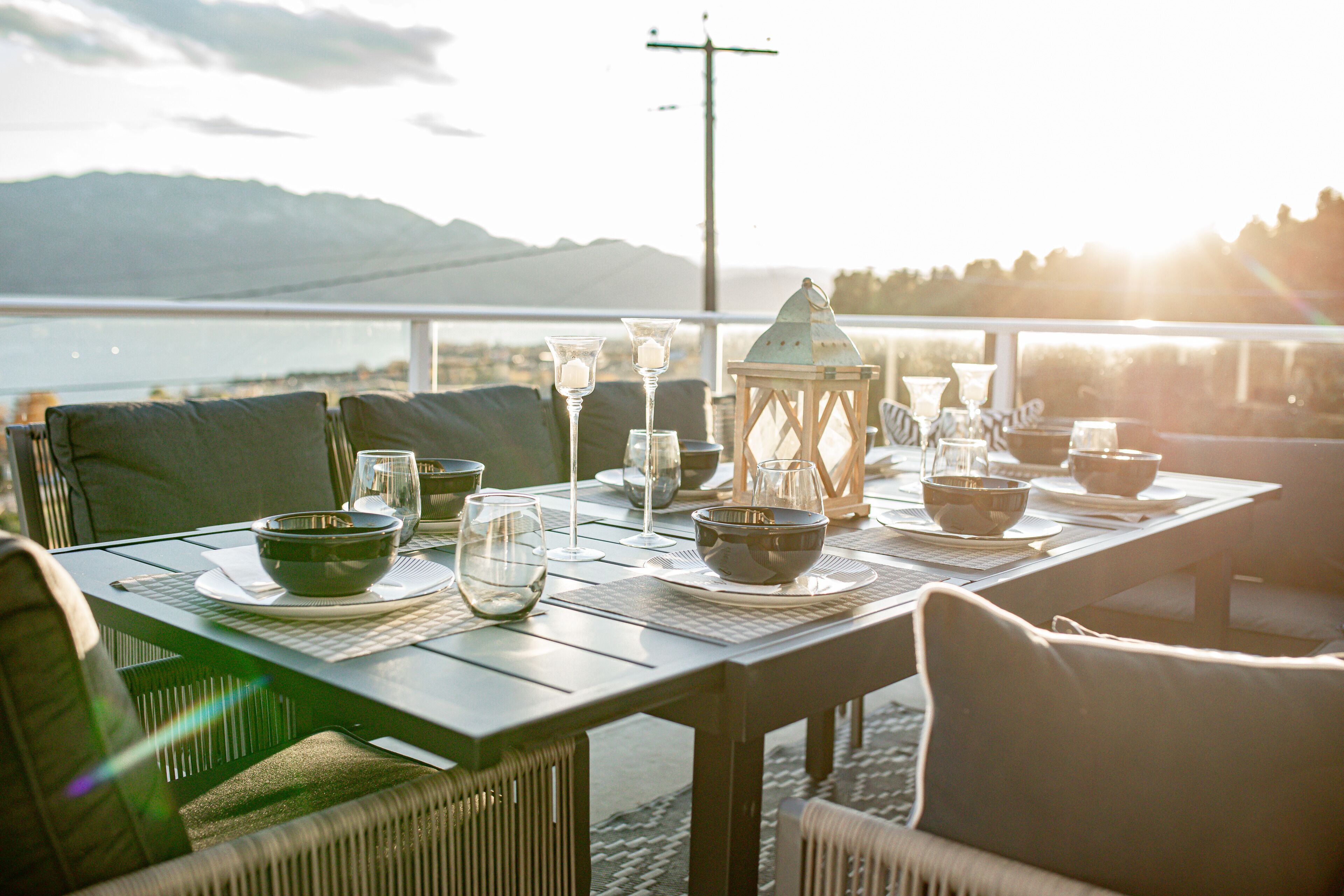 Nhà có tầm nhìn toàn cảnh, 3 phòng ngủ, quang cảnh hồ | Hiên