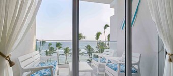 Master Suite Over The Caribbean Sea