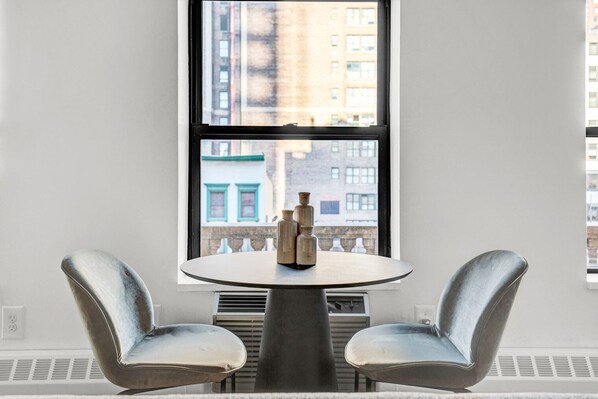 Dining - Ideal Chelsea 1BR w/ Gym & Doorman, near Penn Station, by Blueground (Midtown)