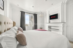 Interior - PALAIS by Kozystay (Jakarta)