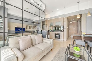 Apartment, 2 Bedrooms, Non Smoking, City View | Living area | 43-inch Smart TV with cable channels, TV, Netflix - QUARTER by Kozystay (Jakarta)