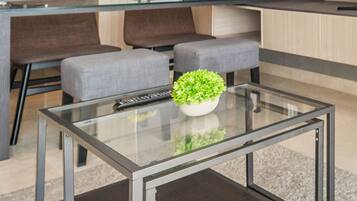 Apartment, 2 Bedrooms, Non Smoking, City View | Living area | 43-inch Smart TV with cable channels, TV, Netflix