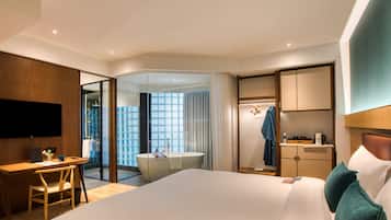 Palm Marvellous Double Bedroom | Premium bedding, minibar, in-room safe, individually furnished