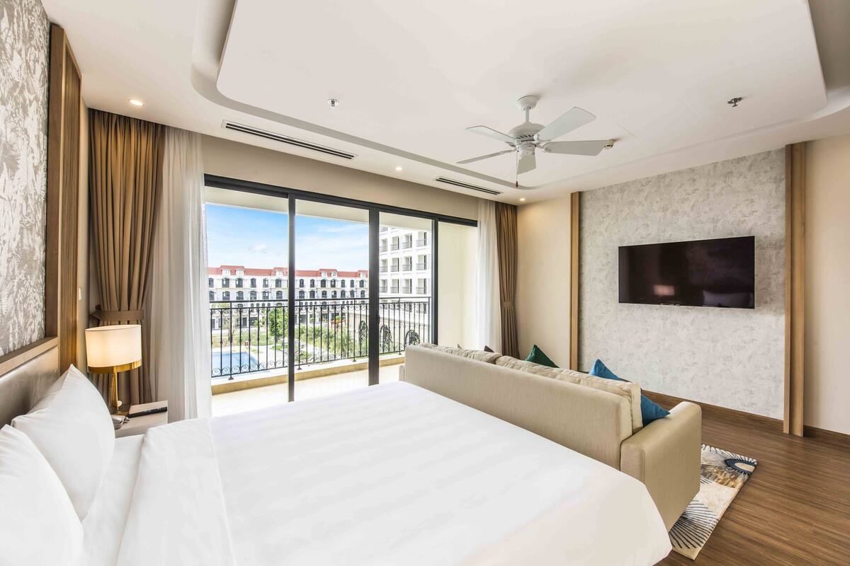 Studio Suite | Truy cập Internet không dây miễn phí, bộ trải giường 