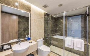 Studio Suite | Bathroom - VinHolidays Infinity  Phu Quoc (Phu Quoc)