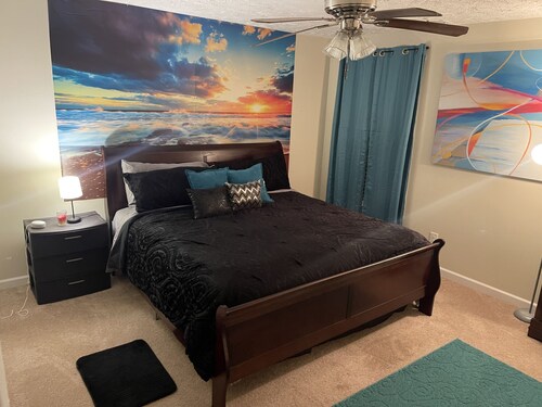 Comfy Cozy Executive Suite