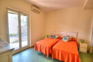 2 habitaciones, wifi gratis y ropa de cama