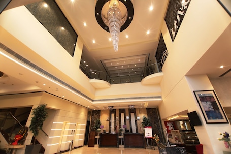 Lobby. Regenta Place Amritsar