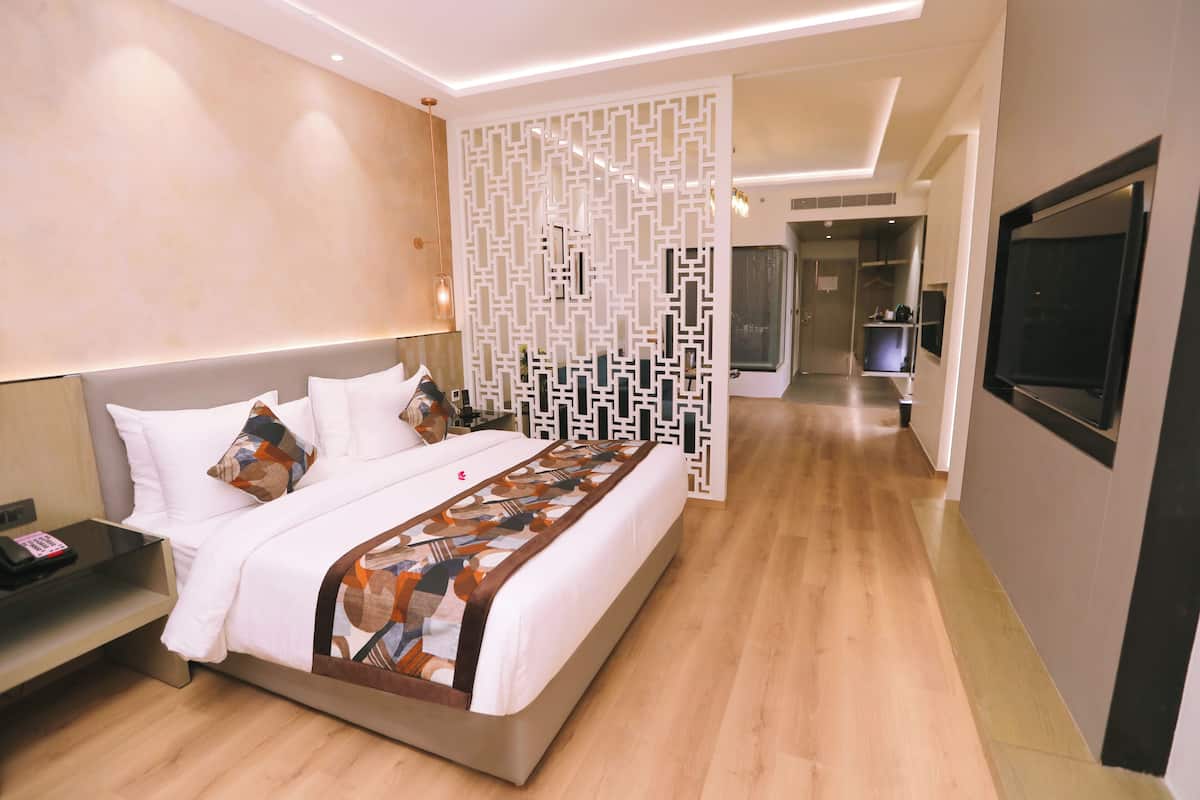 1 bedroom, minibar, in-room safe, individually furnished