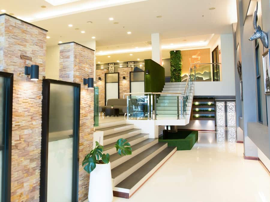 Quầy tiếp tân