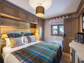 5 soverom, wi-fi (inkludert) og sengetøy