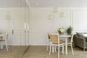 Departamento Confort | Tabla de planchar con plancha, wifi gratis y ropa de cama 