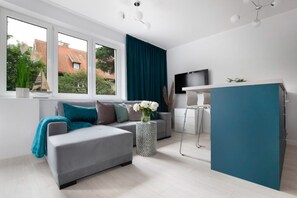 Een 40-inch plasmatelevisie met digitale zenders en televisie