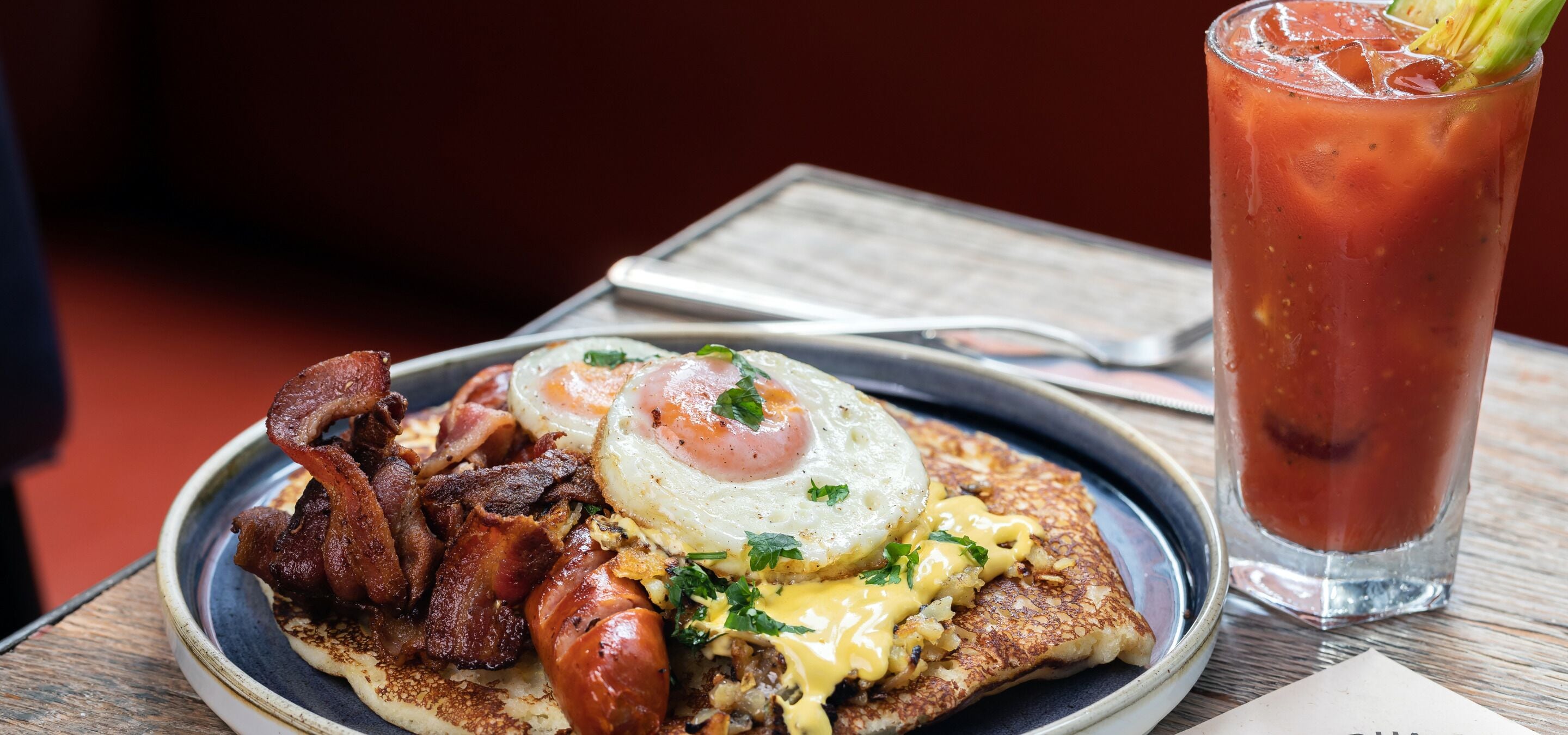 free daily full breakfast