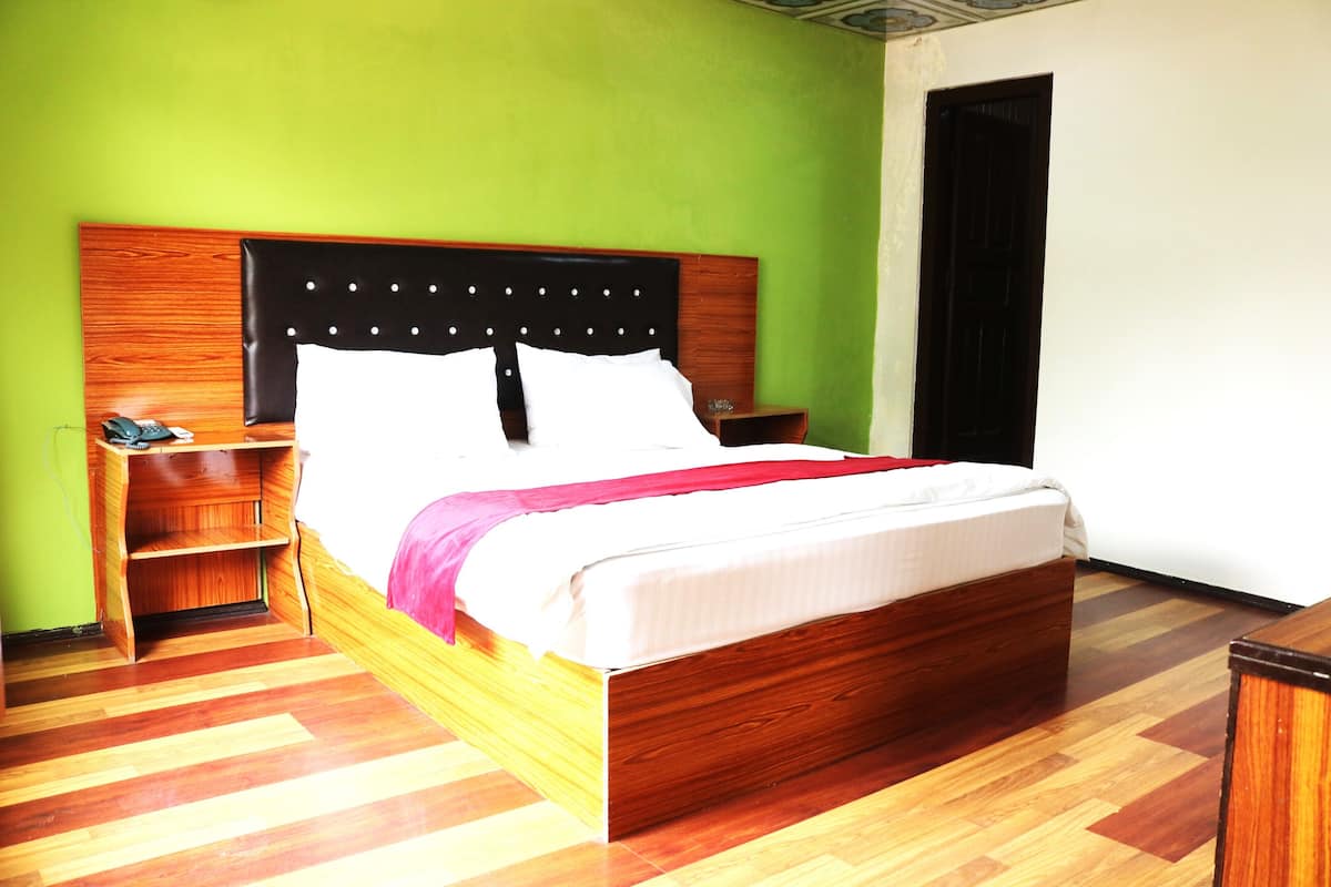 Wifi gratis y ropa de cama