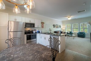 Fridge, microwave, oven, stovetop - Alpine River Suites #402 - Cozy Riverfront Condo (Helen)