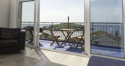 Beachside Property - Serene Sea Side View