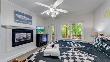 1 bedroom, iron/ironing board, free WiFi, bed sheets