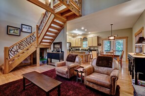 Smart TV, fireplace, books - Land of the Pines: Wildwood Forest Home w Screened Porch, 3 Kings | Pet-Friendly (Highlands)