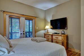 3 Schlafzimmer, Bügeleisen/Bügelbrett, kostenloses WLAN, Bettwäsche