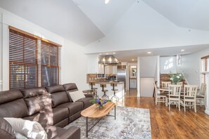 TV connectée, cheminée