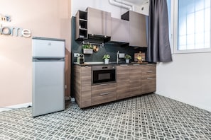 Geladeira, fogão, cooktop, lava-louças