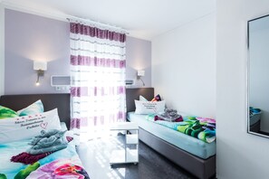 2 bedrooms, in-room safe, free WiFi, bed sheets