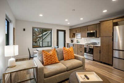 The Nest - Great Value! Cozy ADU Close To Downtown Bozeman