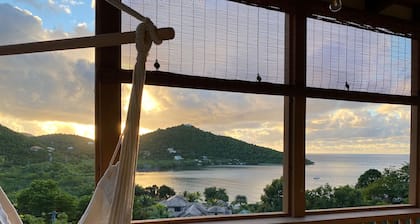 Ayiti Cottage – A Peaceful Island Retreat with Stunning Bay Views