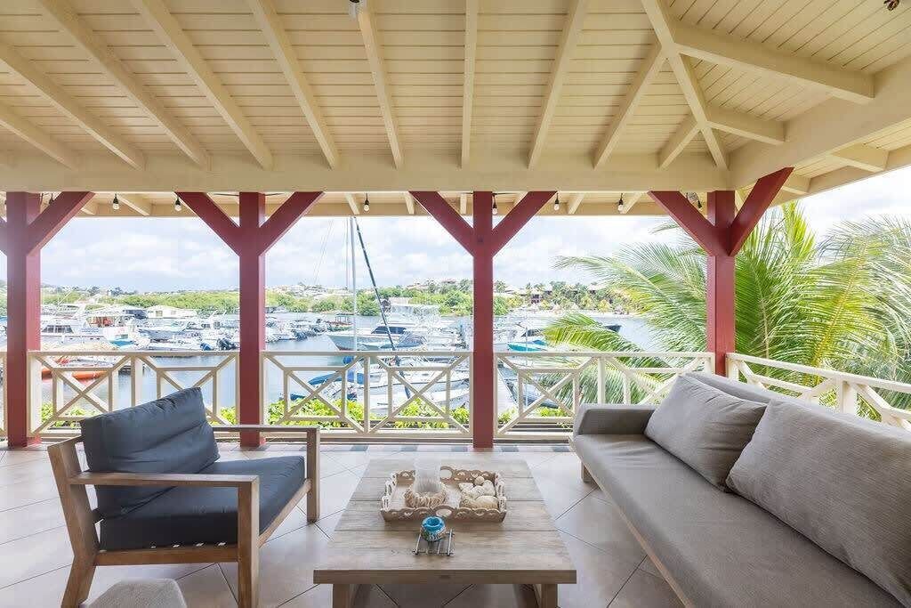 Outdoor Seating