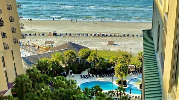 Alberca al aire libre 