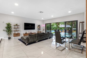 Interior - Villa Altaire | Pool | Mini Golf | Beach Fire Pit (Miami)