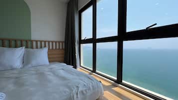 City-Apartment, 3 Schlafzimmer, Balkon | Strand-/Meerblick