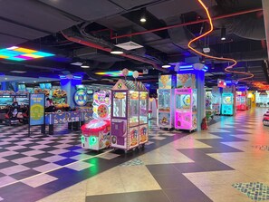 Área de juegos infantiles techada