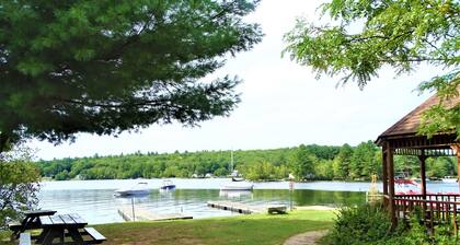 Converted 1830 Church - Newly Renovated For your Stay