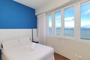 3 bedrooms, premium bedding, free WiFi, bed sheets