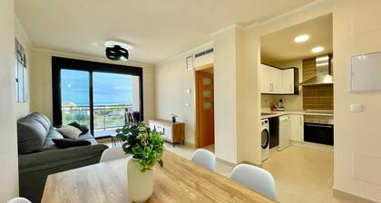 NUEVO: Apartamento de lujo con vistas al mar de todas las estancias!