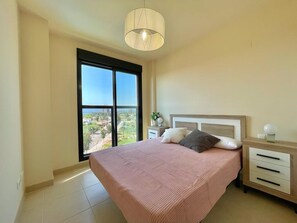 3 slaapkamers, beddengoed, rolstoeltoegankelijk